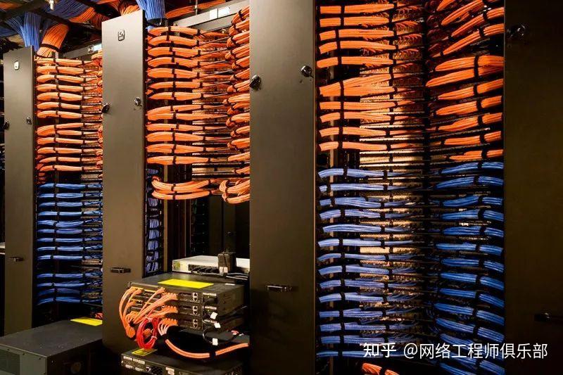 机房布线一团乱?这套大厂级方案真不戳,照抄就够了!